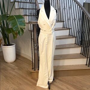 Fashion Nova Elegant Cream White Jumpsuit (Medium)